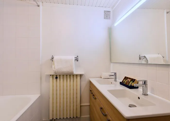 Apartment Skis Aux Pieds A 1650 - Belle Terrasse - Fr-1-575-241 *